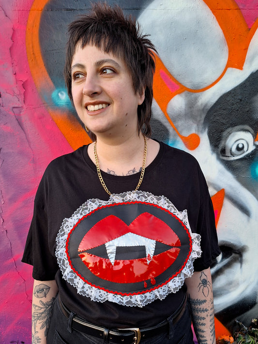 Vampire Lovers T-shirt