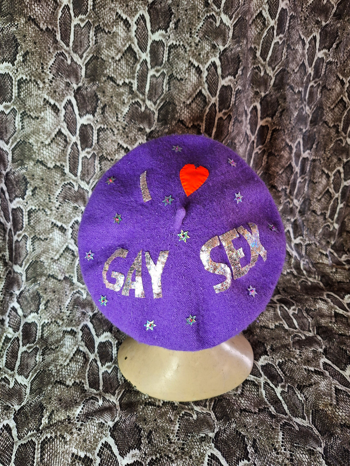 I ♡ G*y S*x Beret