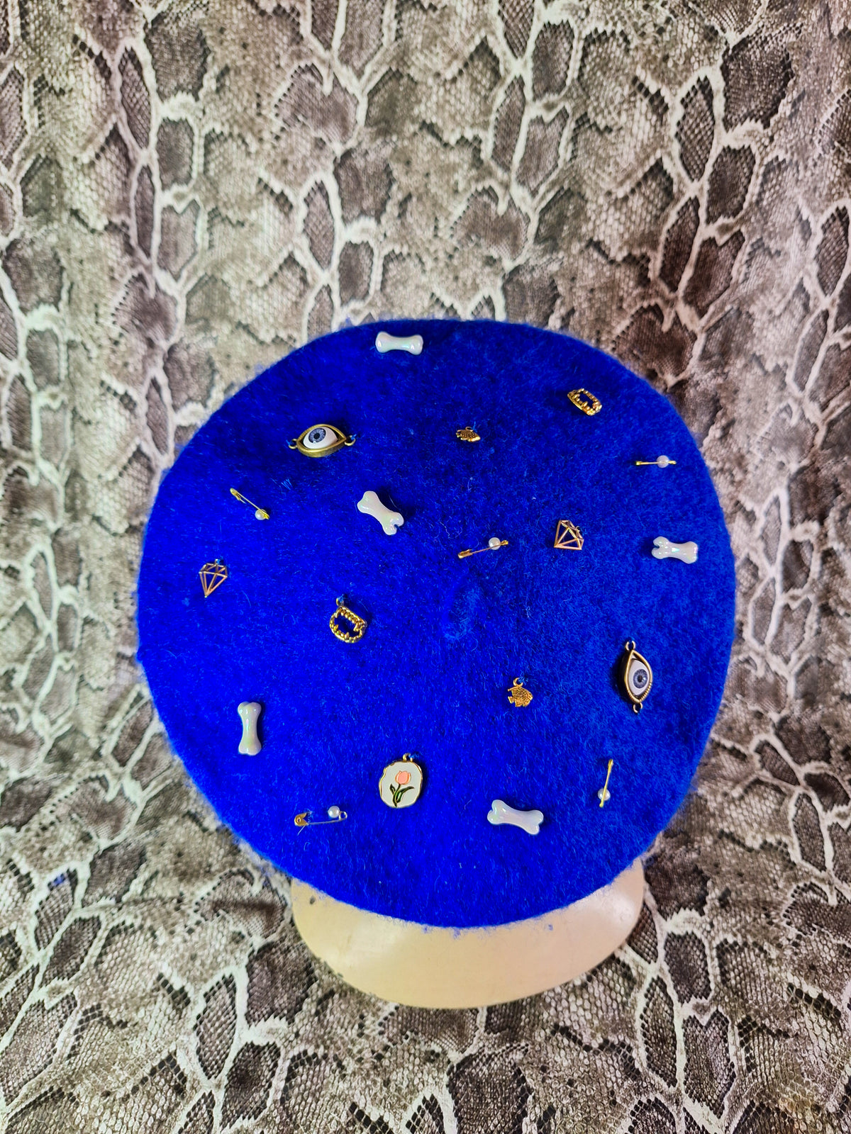 Behind Blue Eyes Beret