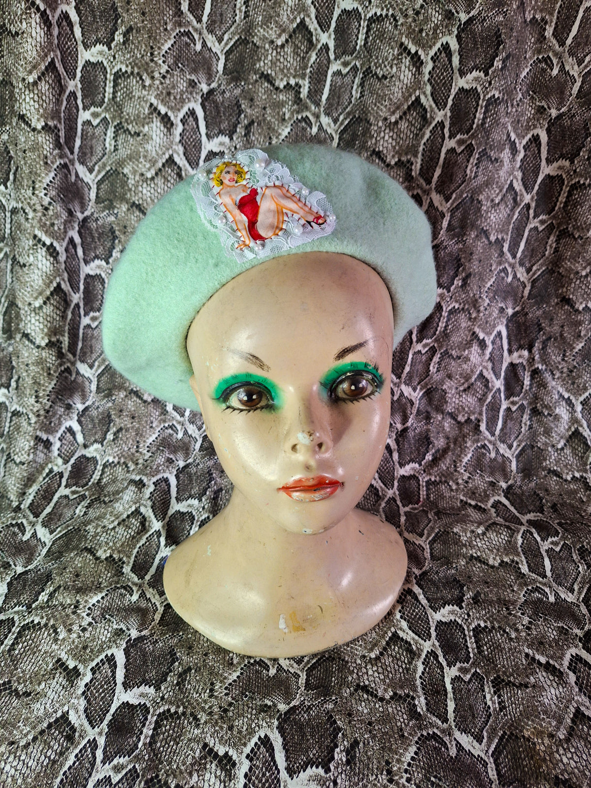 Pinup Beret