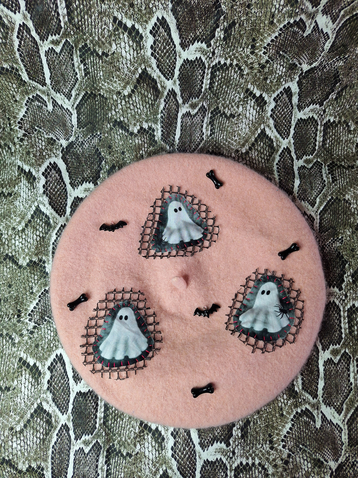 Haunt Me Beret